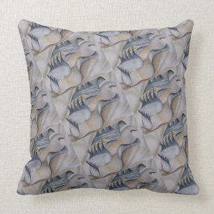 OYSTER SHELL MET PEARL KUSSEN