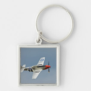P-51D Mustang Fighter met D-Day-markeringen Sleutelhanger