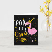 P De Champagne Het is Nieuwjaar! Grappige Flamingo Kaart (Gele Bloem)