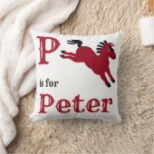 P est pour bébé garçon Peter Coussin de lancer (Couverture)