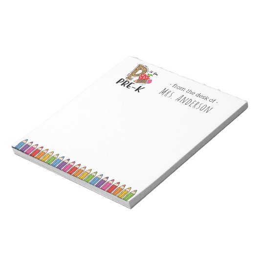 P est pour le bloc-notes de l'enseignant de pré-ma (Tourné)
