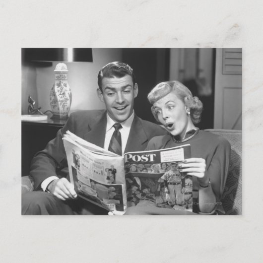 Paar Reading Magazine Briefkaart (Voorkant)