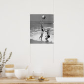 Paar spelen met een Beachball Poster (Keuken)