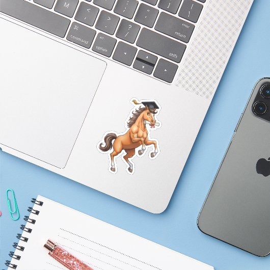 Paard Afstuderen Sticker (Laptop met iPhone)
