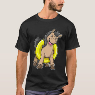 Paard bij strand met draaiende ring t-shirt
