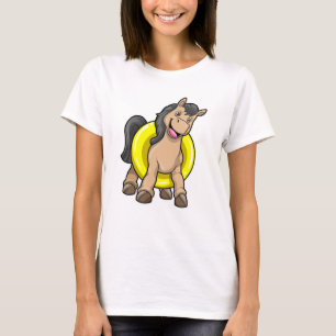 Paard bij strand met draaiende ring t-shirt