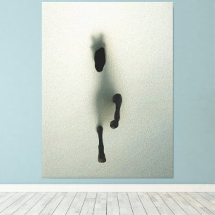 Paard dat door mist breekt - Abstracte Kunst Canvas Afdruk