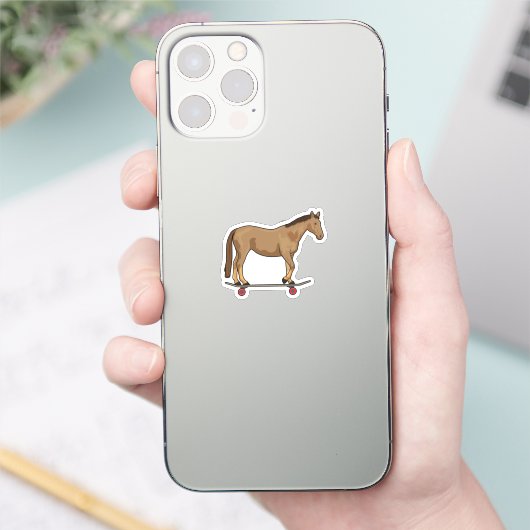 Paarden als Skater op skateboard Sticker (Telefoon)