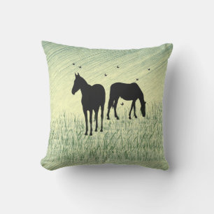 Paarden in het veld buitenkussen