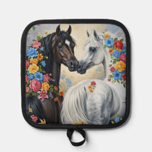 Paarden omlijst door bloemen pannenlap