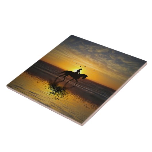 Paarden op het strand bij zonsondergang tegeltje (Zijkant)