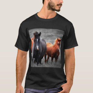 Paarden Portret: selectieve kleurenfotografie T-shirt