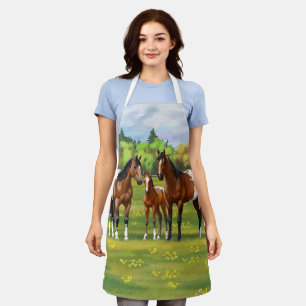 Paarden van de bruine baai Appaloosa in de zomerpe Schort