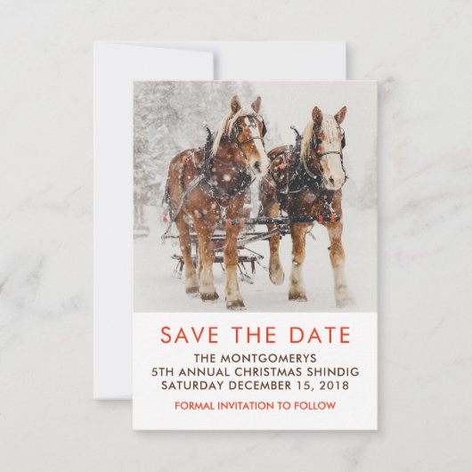 Paardenschaal met hoge kerstscène sparen de datum save the date (Voorkant)