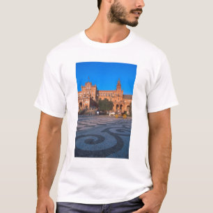 Paardentrekken in het Plaza de Espana in T-shirt