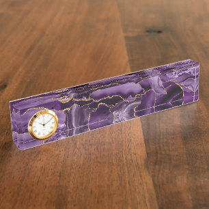 Paars en goudglitteraglaat naambordje