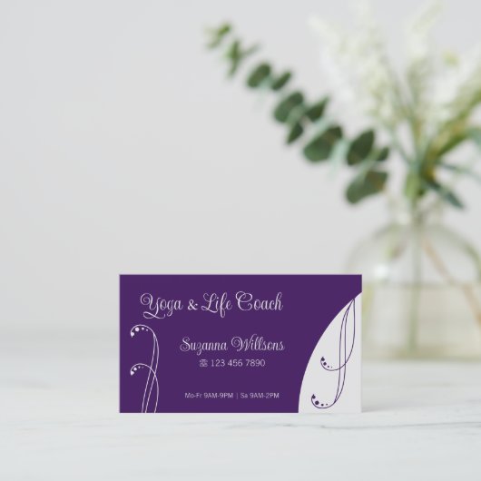 Paars en licht grijs ornamentaal vierkant visitekaartje (Staand voorkant)