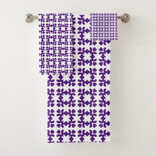 Paars en wit bad handdoek (Insitu)