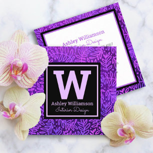 Paars monogram bladpatroon botanisch strak modern vierkante visitekaartje