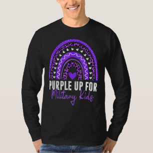Paars voor militair Kinder maandelijks militair ki T-shirt