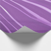 Paarse achtergrond en strepen cadeaupapier (Hoek)