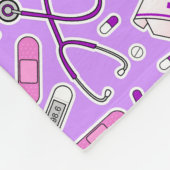 Paarse achtergrond voor nasleep fleece deken (Hoek)