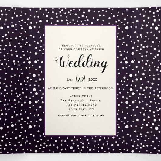 Paarse bergen en bomen foto winterbruiloft drieluik uitnodiging (Binnenkant midden)