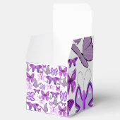 Paarse bewustmakingsbotervliegen bedankdoosjes (Geopend)