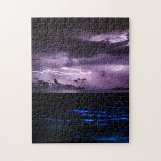 Paarse bliksem bij nacht legpuzzel