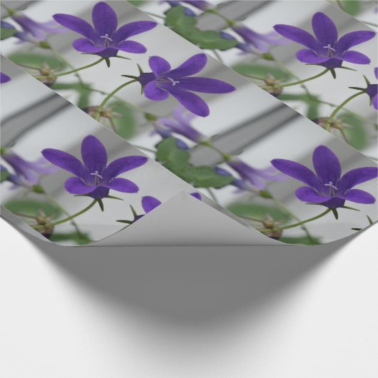 Paarse bloem cadeaupapier (Hoek)