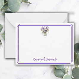 Paarse bloemboeket in een pot flat Notitiekaartje