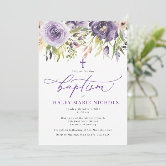 Paarse bloemdoopuitnodiging kaart (Staand voorkant)