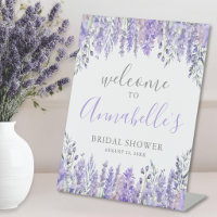 Paarse bloemen bruiloft feest welkom bord