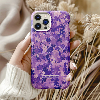 Paarse Bloemen Elegant Violet Bloesempatroon iPhone 16 Pro Hoesje