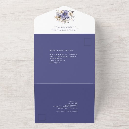 Paarse Bloemen Gast Adressen Bruiloft All In One Uitnodiging (Buitenkant)