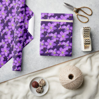 Paarse Bloemen Patroon Cadeaupapier