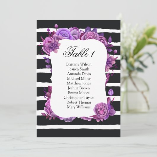 Paarse bloemen trouw zitplaatskaart. Tafelplan Kaart (Staand voorkant)