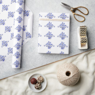  Paarse bloemmotieven Cadeaupapier