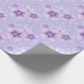 Paarse bloesems op Stippen Cadeaupapier (Hoek)