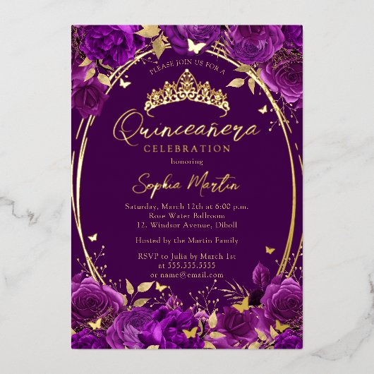 Paarse boeiende bloemenvlinder Quinceanera Folie Uitnodiging (Voorkant)