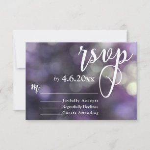 Paarse Bokeh Licht & Typografie 32 RSVP Kaartje