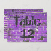 Paarse Brick Graffiti Recepingstabel Nummers Briefkaart (Voorkant / Achterkant)