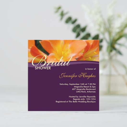 Paarse bruidsdouche uitnodiging (Staand voorkant)