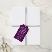 Paarse Bruiloft Wijnfles Monogram Cadeaulabel (Met Touw)