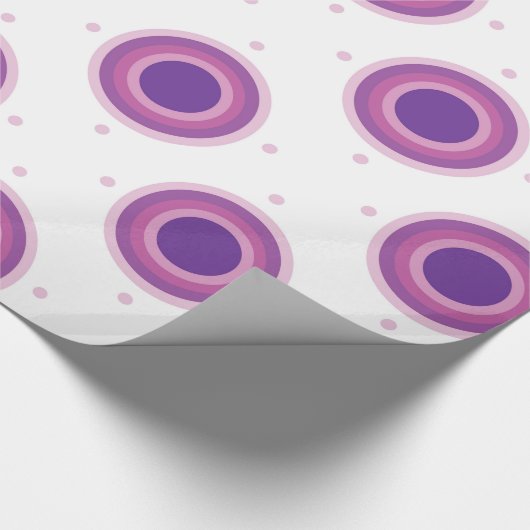 Paarse Bullseye Target Polka Dot Round Circles Cadeaupapier (Hoek)