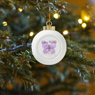Paarse Butterfly Lupus Warrior Keramische Bal Ornament