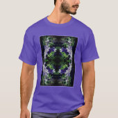 Paarse clematis op hek in zonlicht Abstract T-shirt (Voorkant)