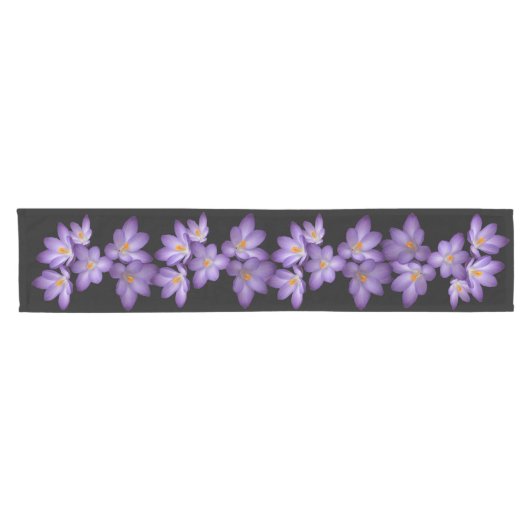 Paarse Crocus Short Table Runner Korte Tafelloper (Horizontaal)