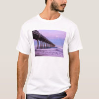Paarse dageraad boven pier, Californië