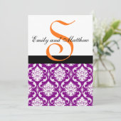 Paarse Damask Wedding Invitting Oranje Monogrammen Kaart (Staand voorkant)